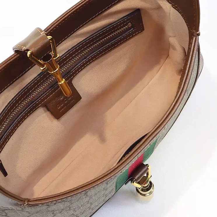 Fashionrepsfam ru Gucci 208B570139 Bags 0612